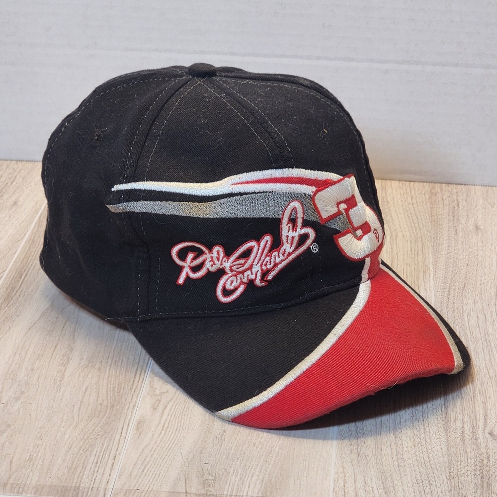 Dale Earnhardt VTG SnapBack Hat Black Red Facsimile Signature #3 NASCAR (Youth)